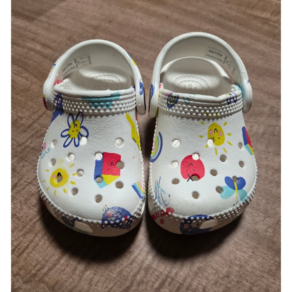 Crocs Kids Classic Clog White Doodle Print C5 Toddler Slip On Shoes School Apple